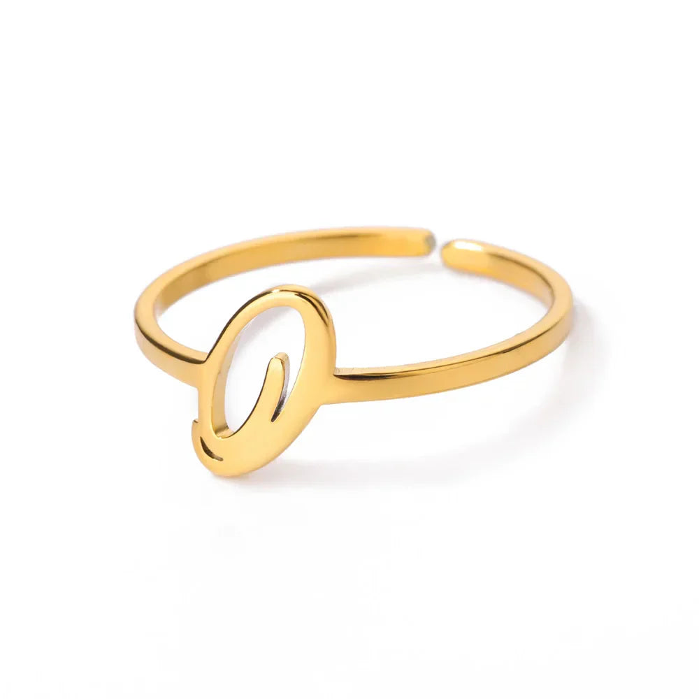 Personalized fine ring with initial O