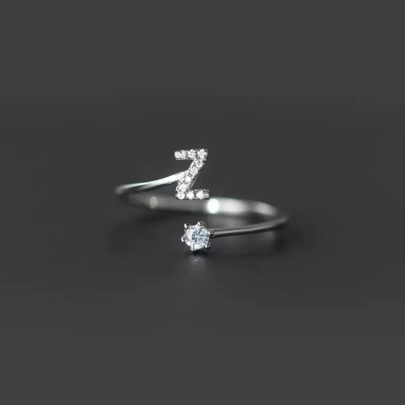 Women's initial ring z