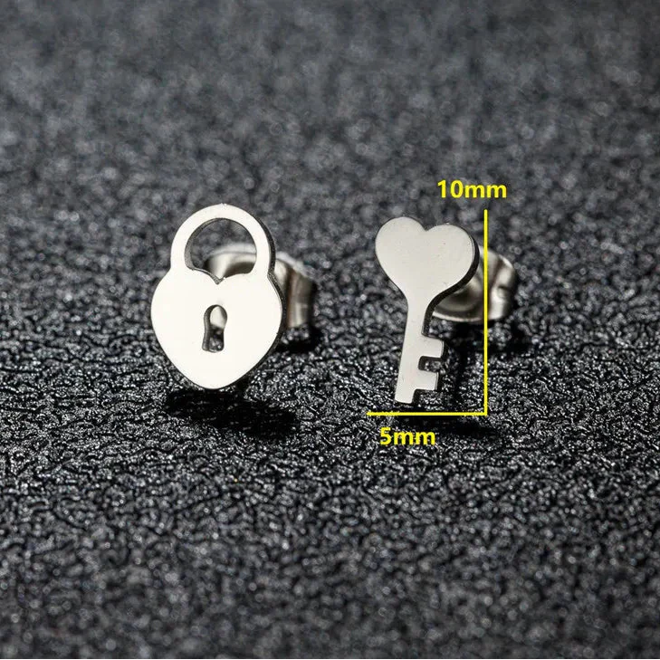 Minimalist key and lock earrings silver