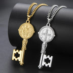 Necklace with Catholic key pendant gold