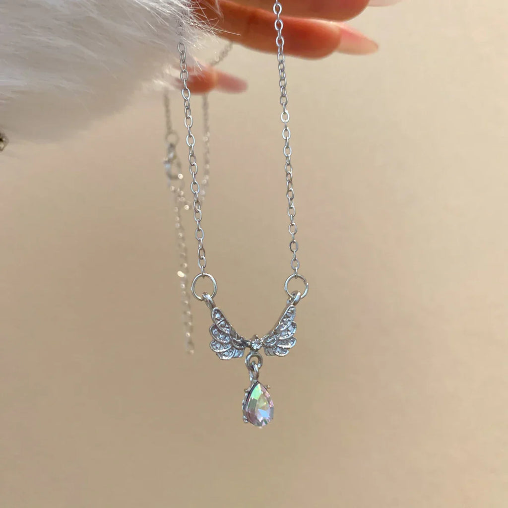 Necklace with angel wings pendant