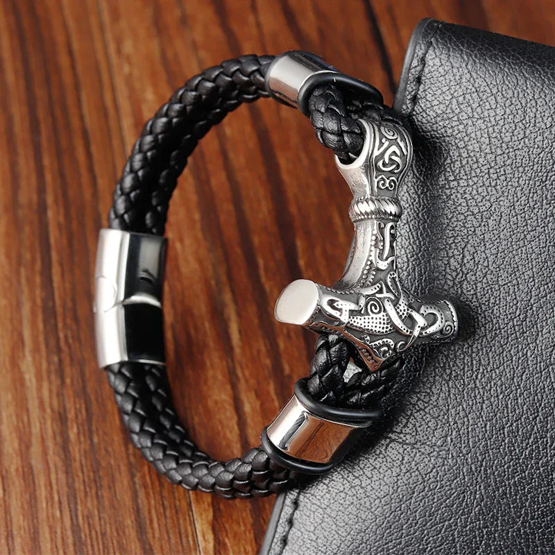 Black twisted anchor bracelet