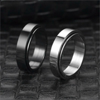 Women’s Anti-Stress Rotating Band Ring Black