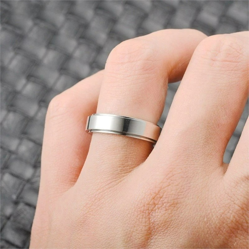 Women’s Anti-Stress Rotating Band Ring Silver