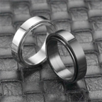 Women’s Anti-Stress Rotating Band Ring Silver