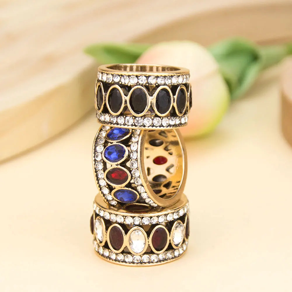 Oriental-style ethnic ring band in blue and red