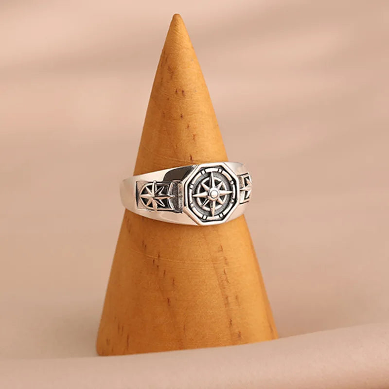 Rose des Vents Ring