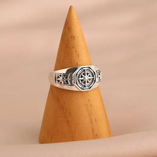 Rose des Vents Ring