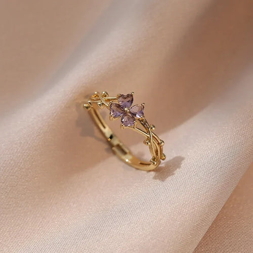 Fine Flower Zircon Ring