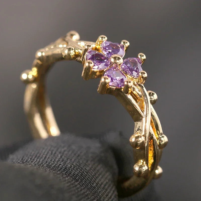 Fine Flower Zircon Ring