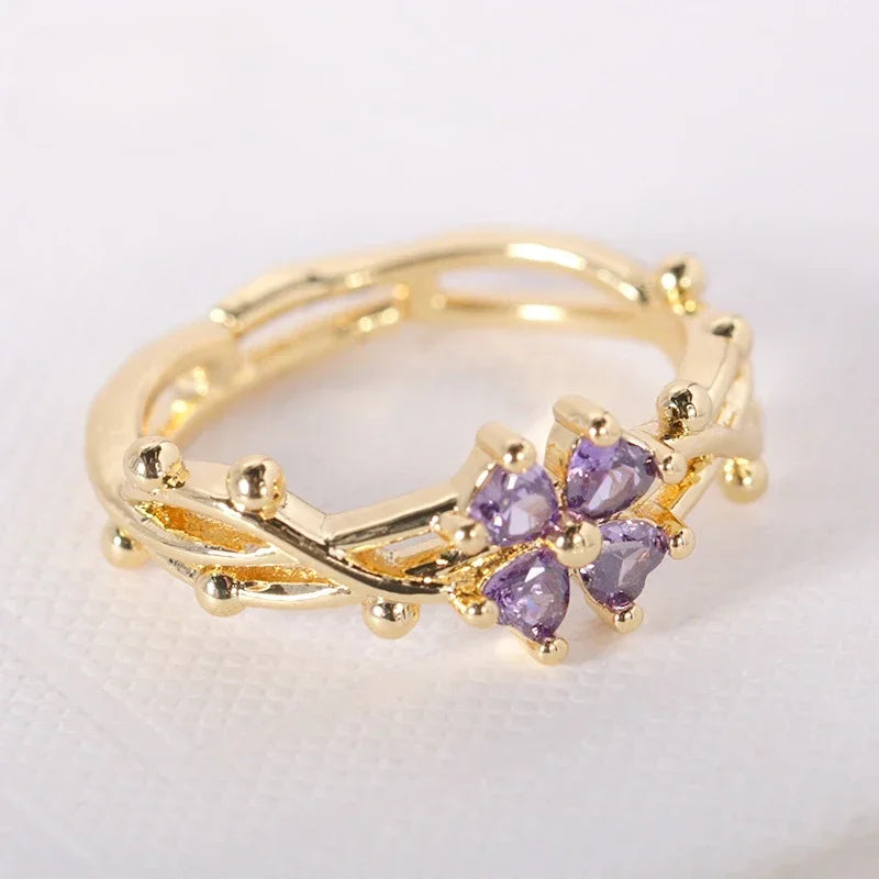 Fine Flower Zircon Ring