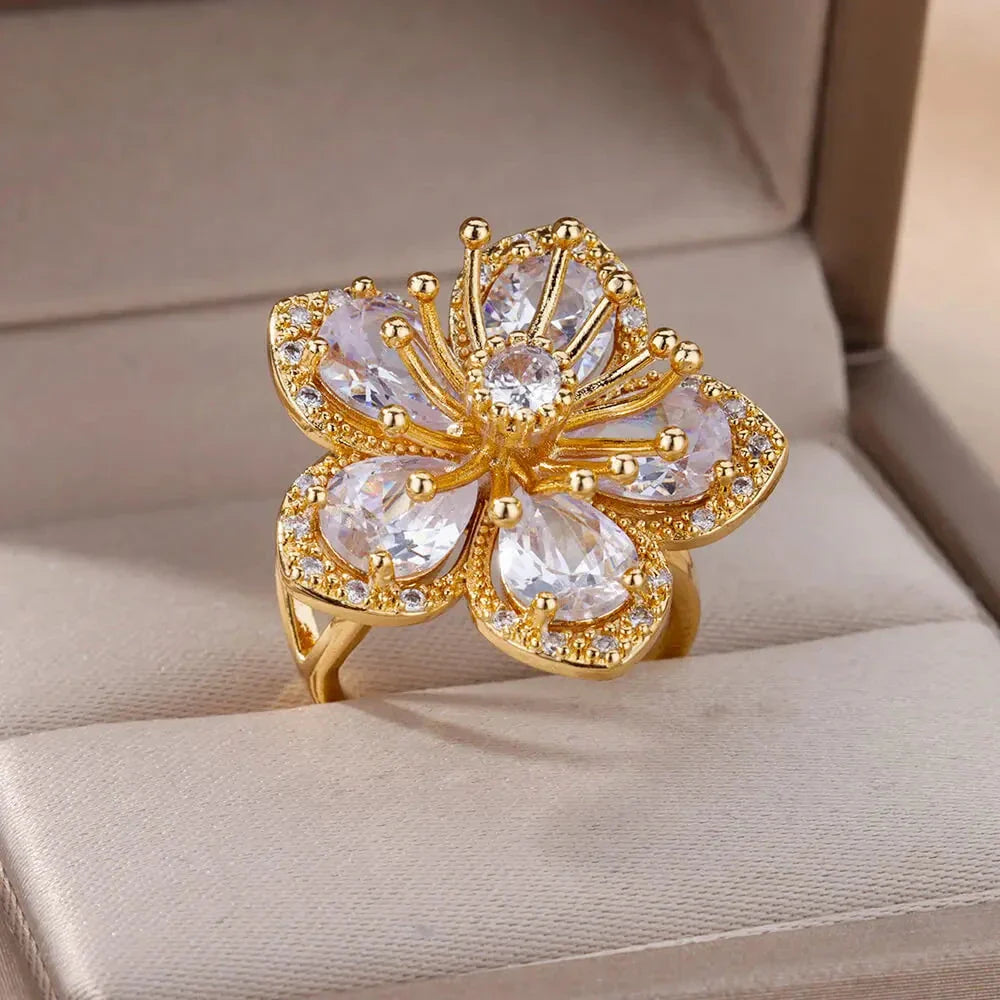 5-Petal Flower Ring with White Zircon