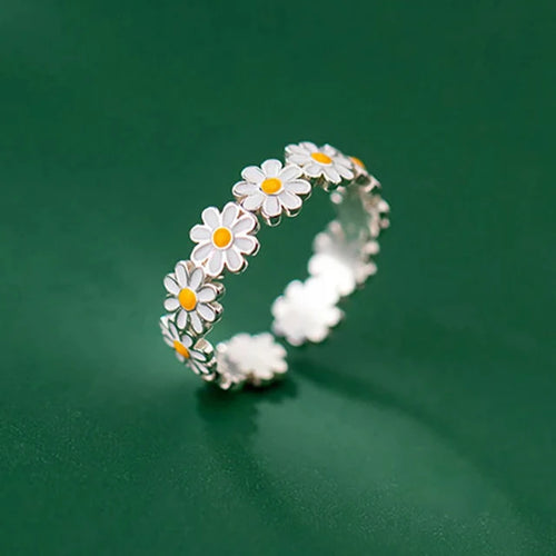 Daisy Flower Band Ring