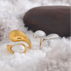 White Pearl Water Drop Ring Gold