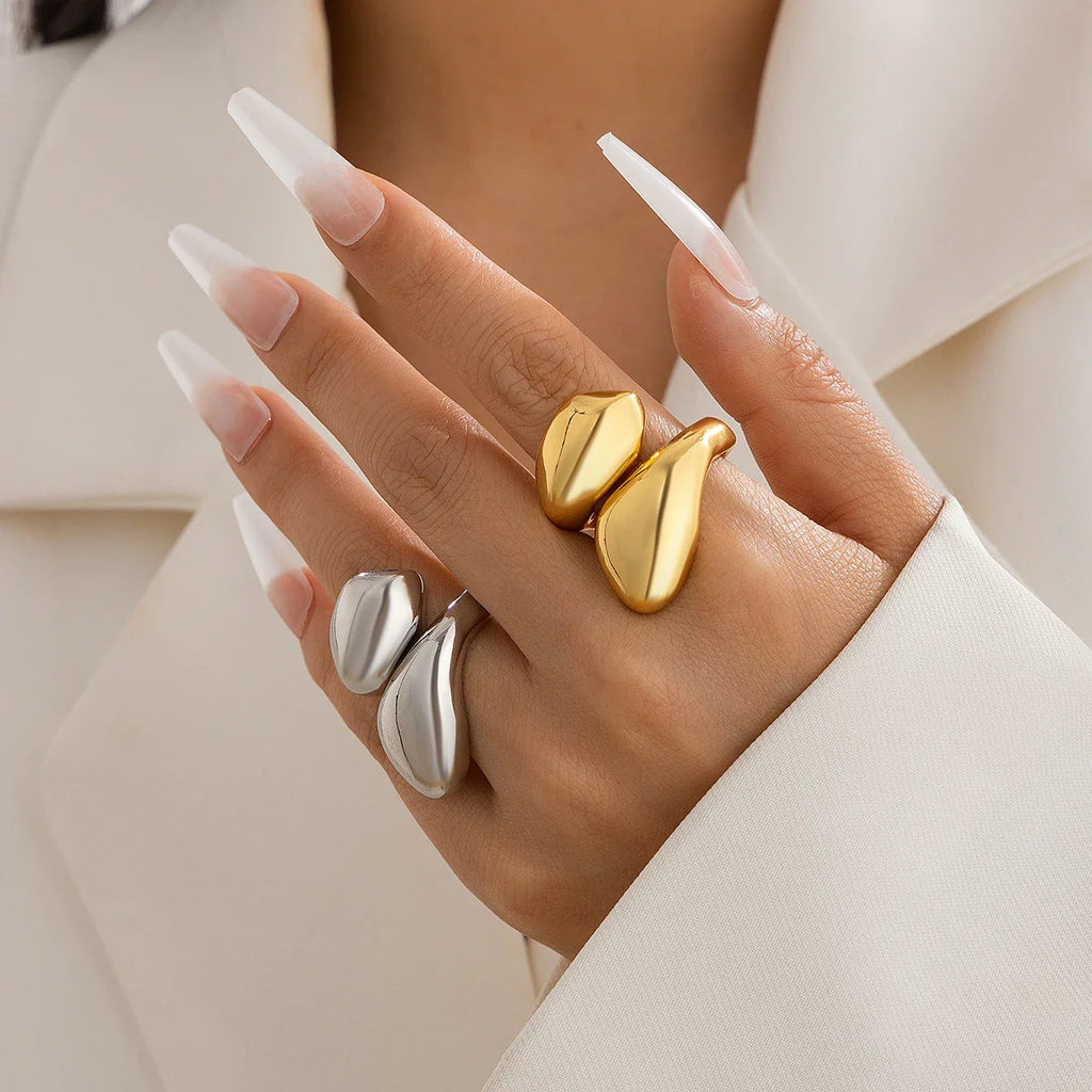Large Asymmetric Teardrop Ring in Gold