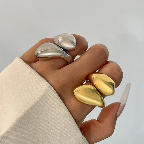 Large Asymmetric Teardrop Ring in Gold