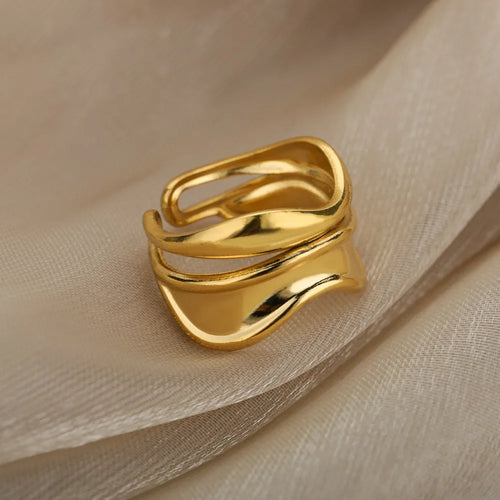 Gold Water Drop Style Band Ring
