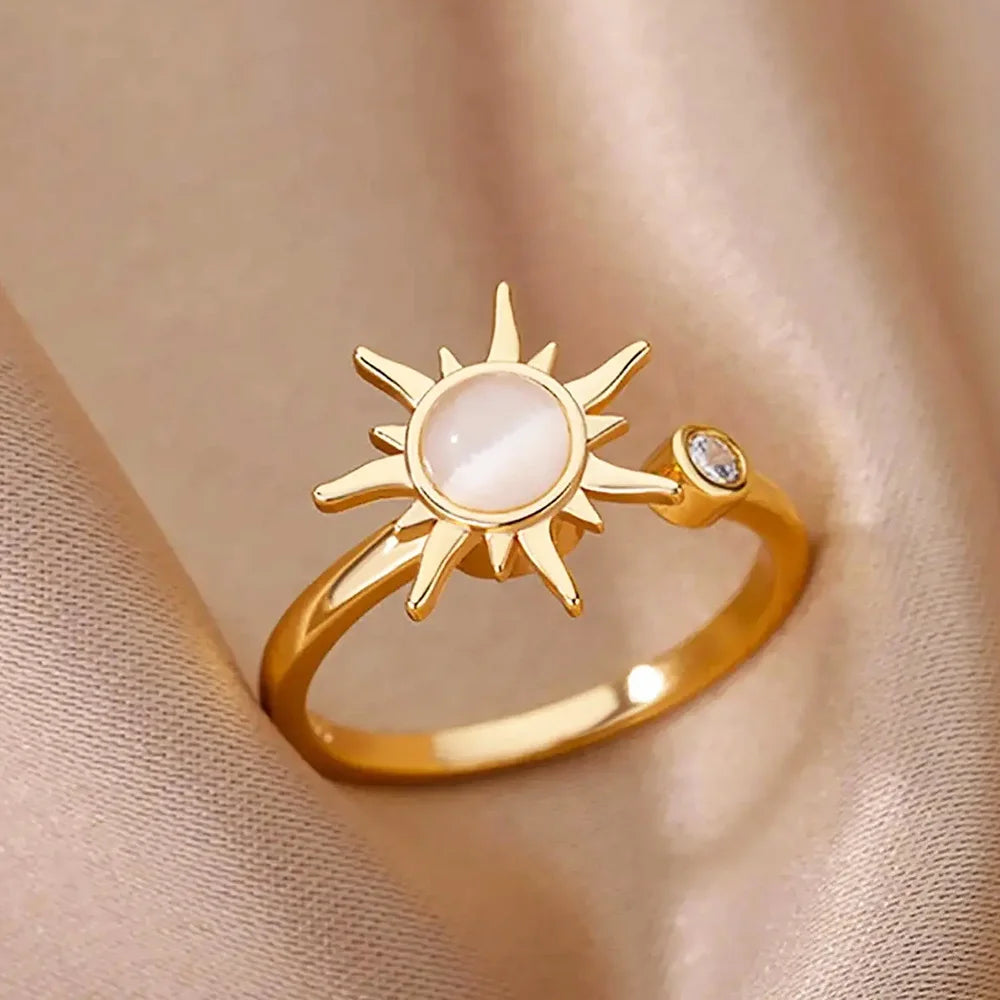 Anti-Stress Ring Rotating Sun Gold