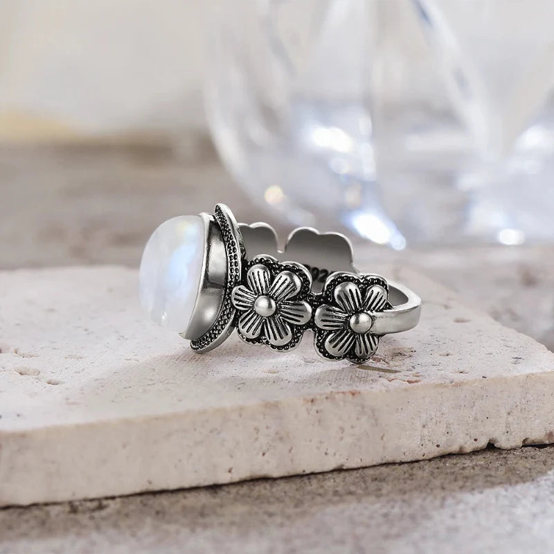 Floral Ring Moonstone