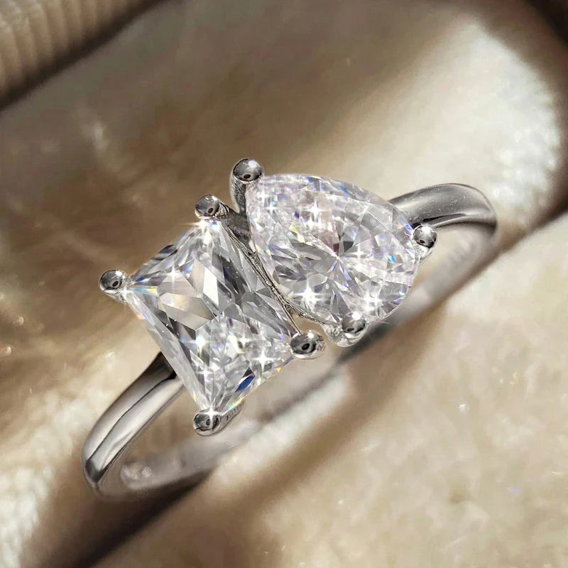 Ring with Water Drop Zircon in Silver