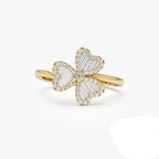 Ring with 3-Leaf Clover in Zircon