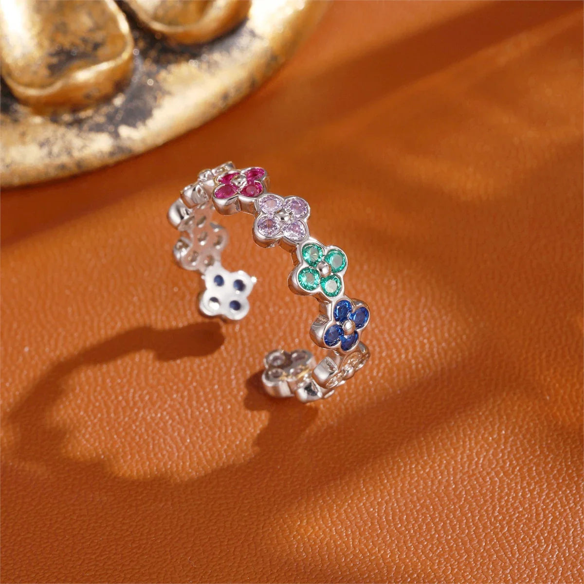 Ring with Colorful 4-Leaf Clovers in Silver Zircon