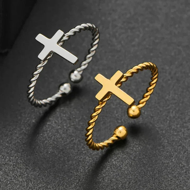 Interlaced Cross Ring