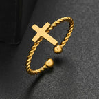 Interlaced Cross Ring gold