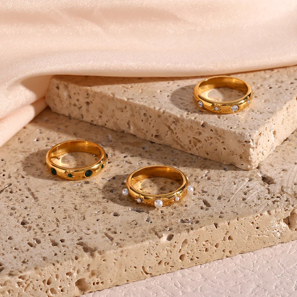 Style Ring with Pearls and Zircon 3