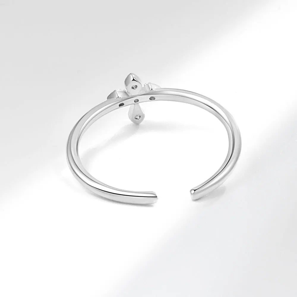 Elegant Ring with Zircon Cross
