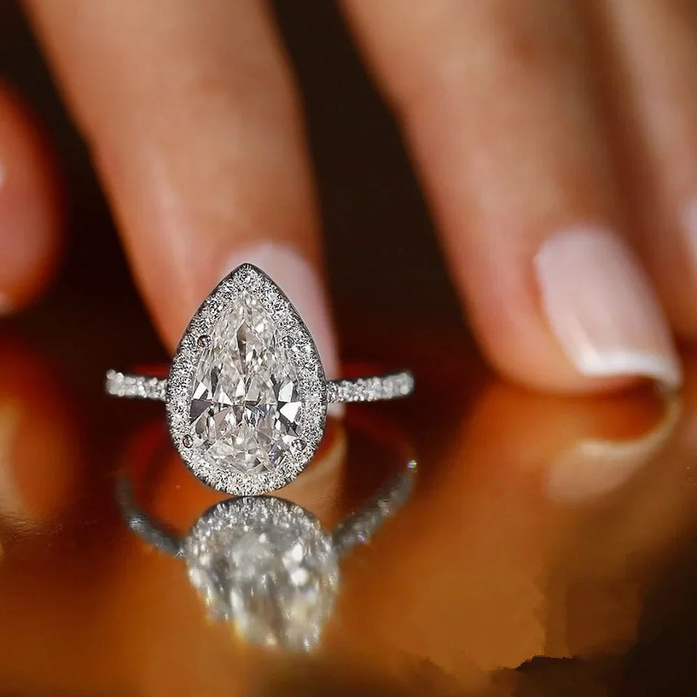 Teardrop Zircon Ring Silver