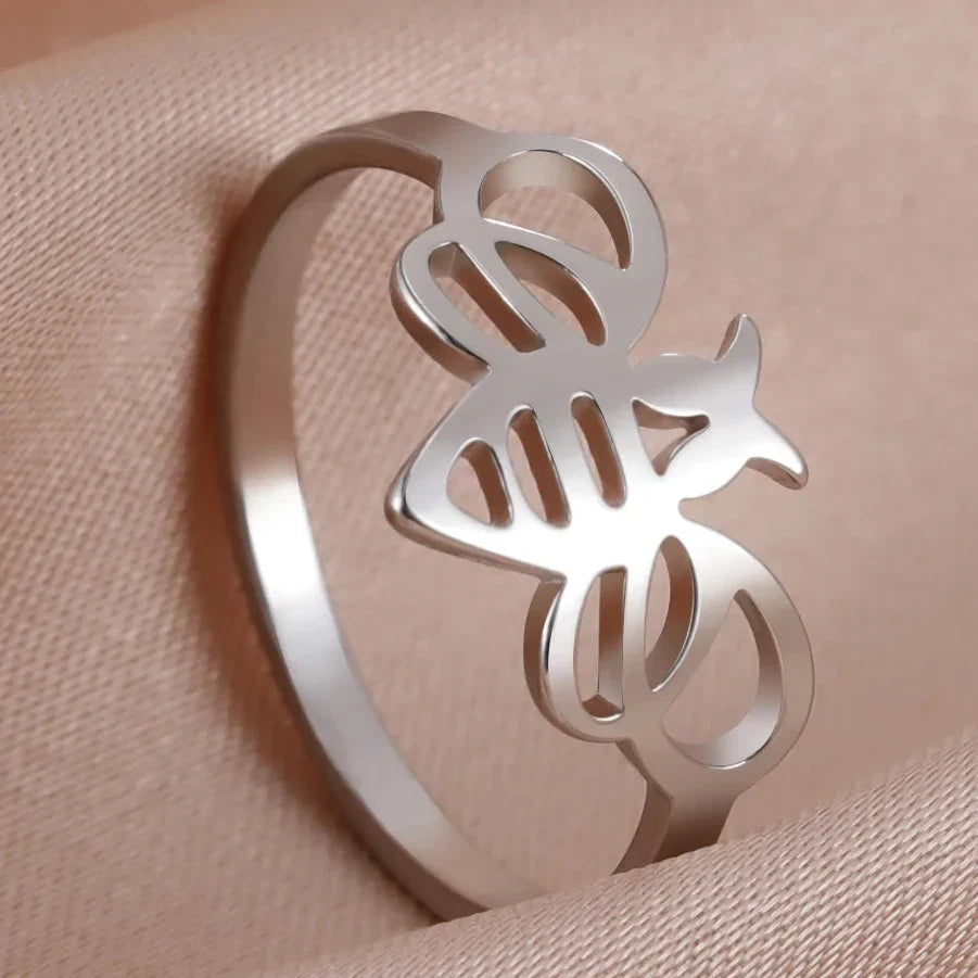 Women's silver bee ring