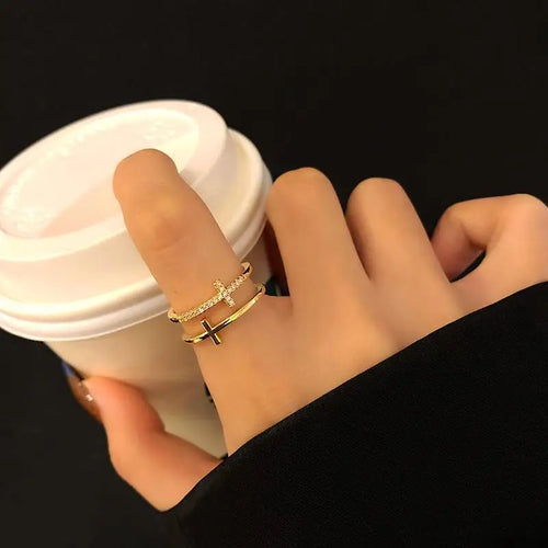 Women’s Cross Christian Ring in Gold