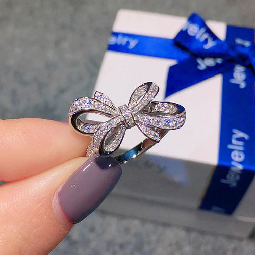 Women's bow ring