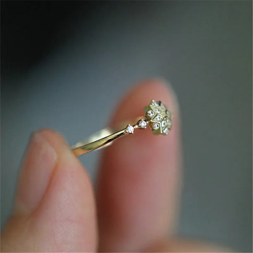 Women's Snowflake Ring Winter Gold