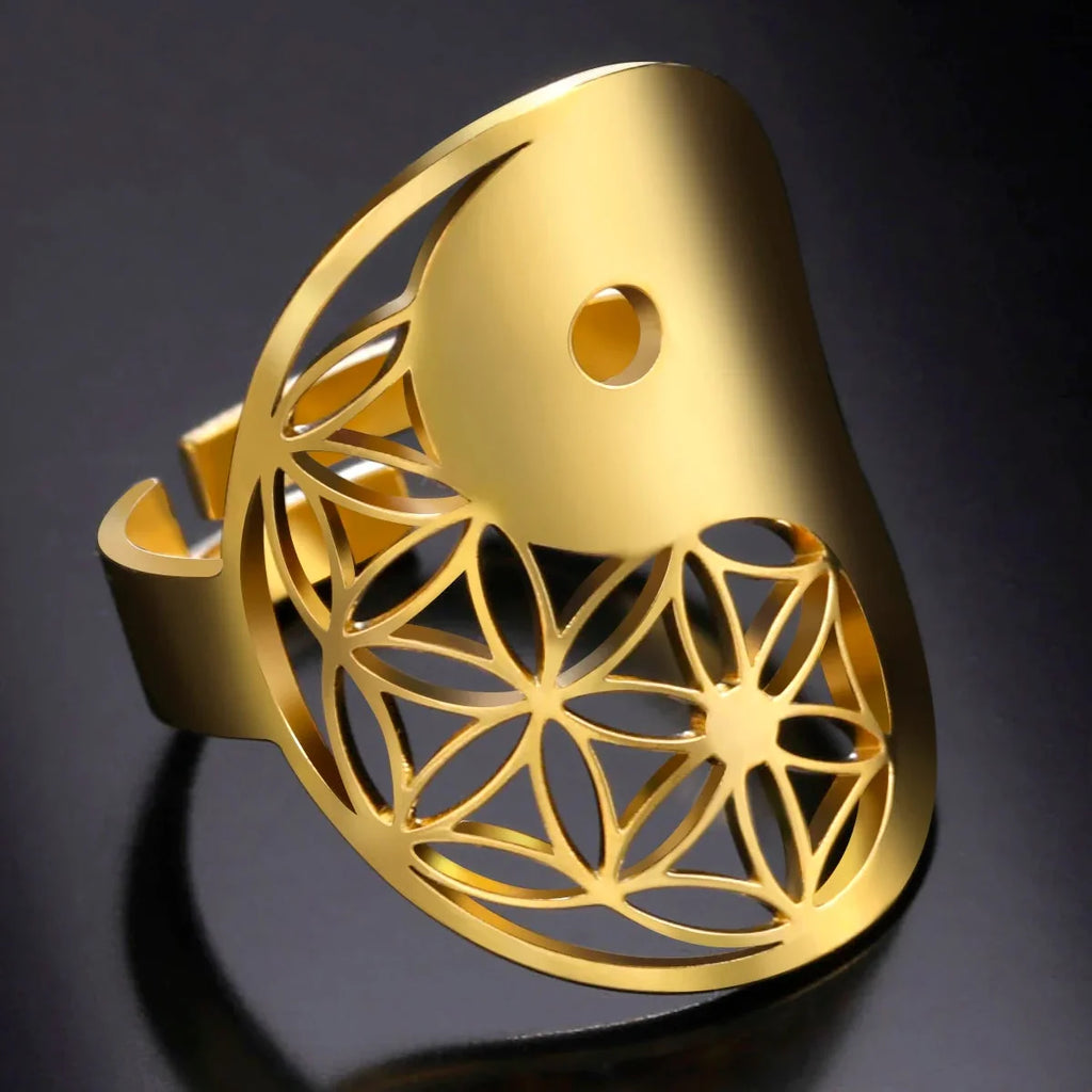 Gold Geometric Yin Yang Ring