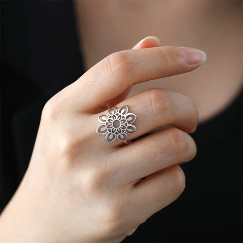 Mandala Women’s Signet Ring Silver