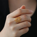 Mandala Women’s Signet Ring Gold