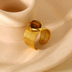 Women’s Tiger Eye Ring in Gold