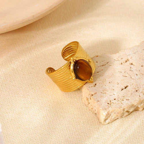 Women’s Tiger Eye Ring in Gold