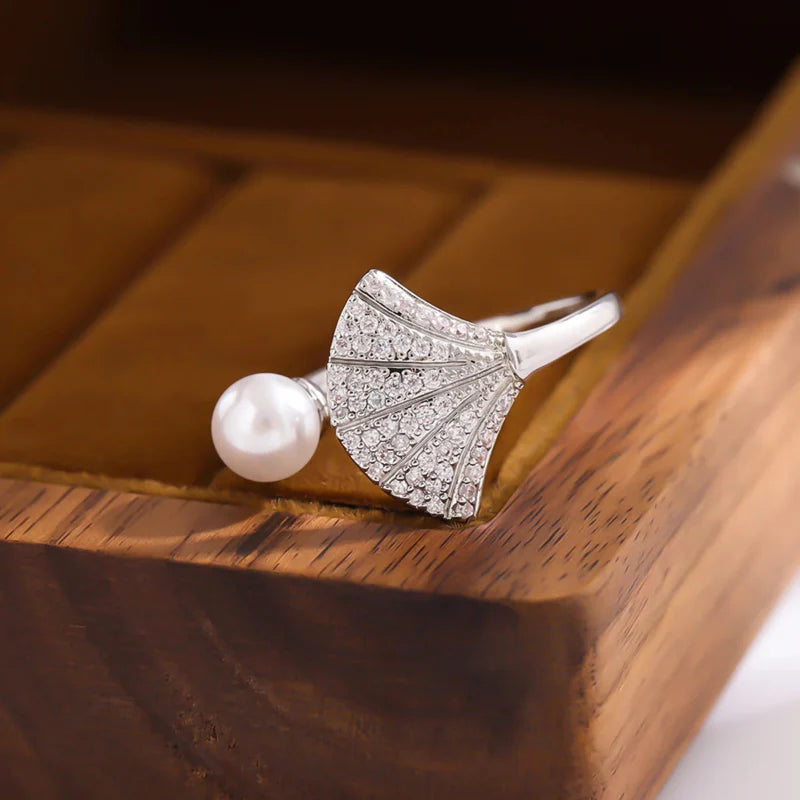 Scallop Shell and Pearl Seashell Ring