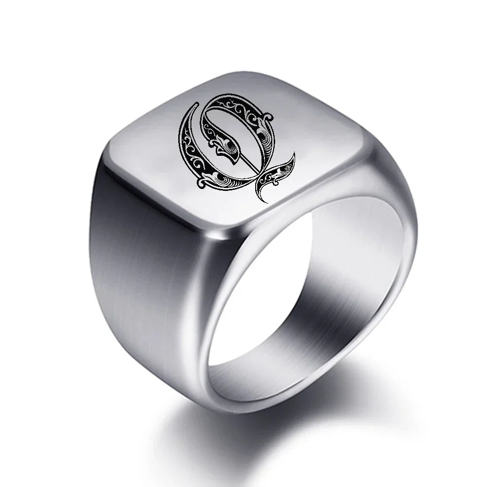Wide men's ring initial q