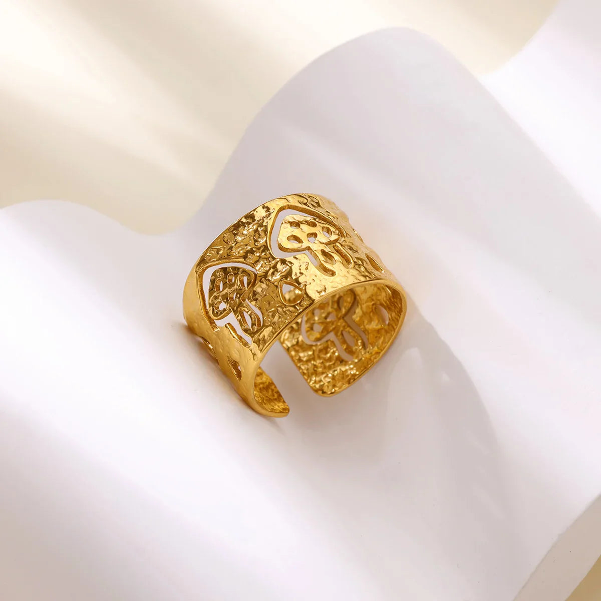 Retro Mushroom Ring gold