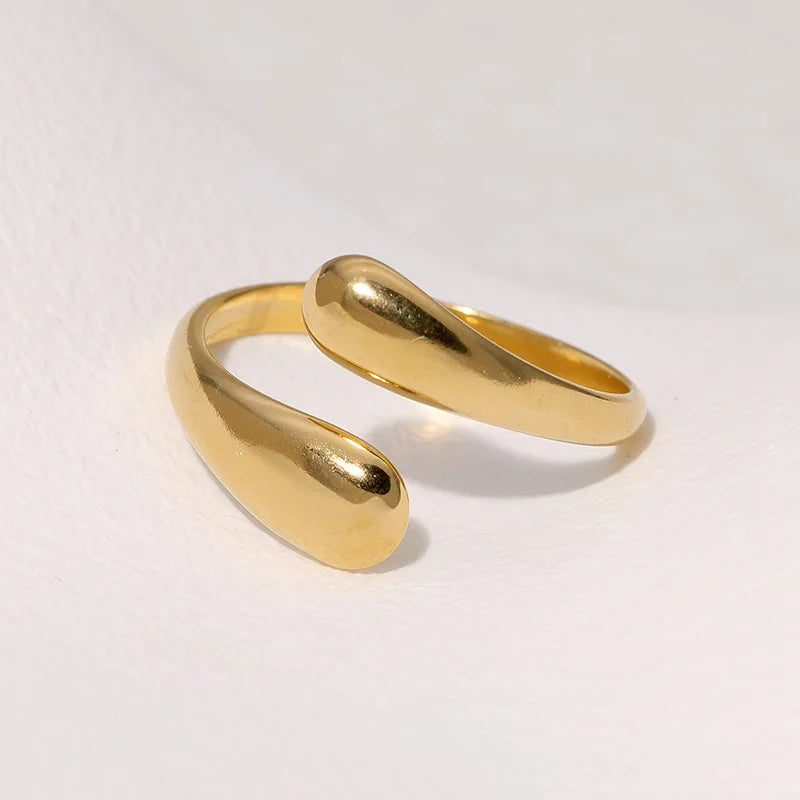 Retro Teardrop Ring gold