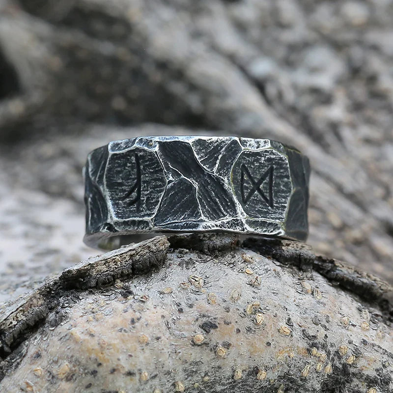 Viking-Style Rune Ring for Men 1 2