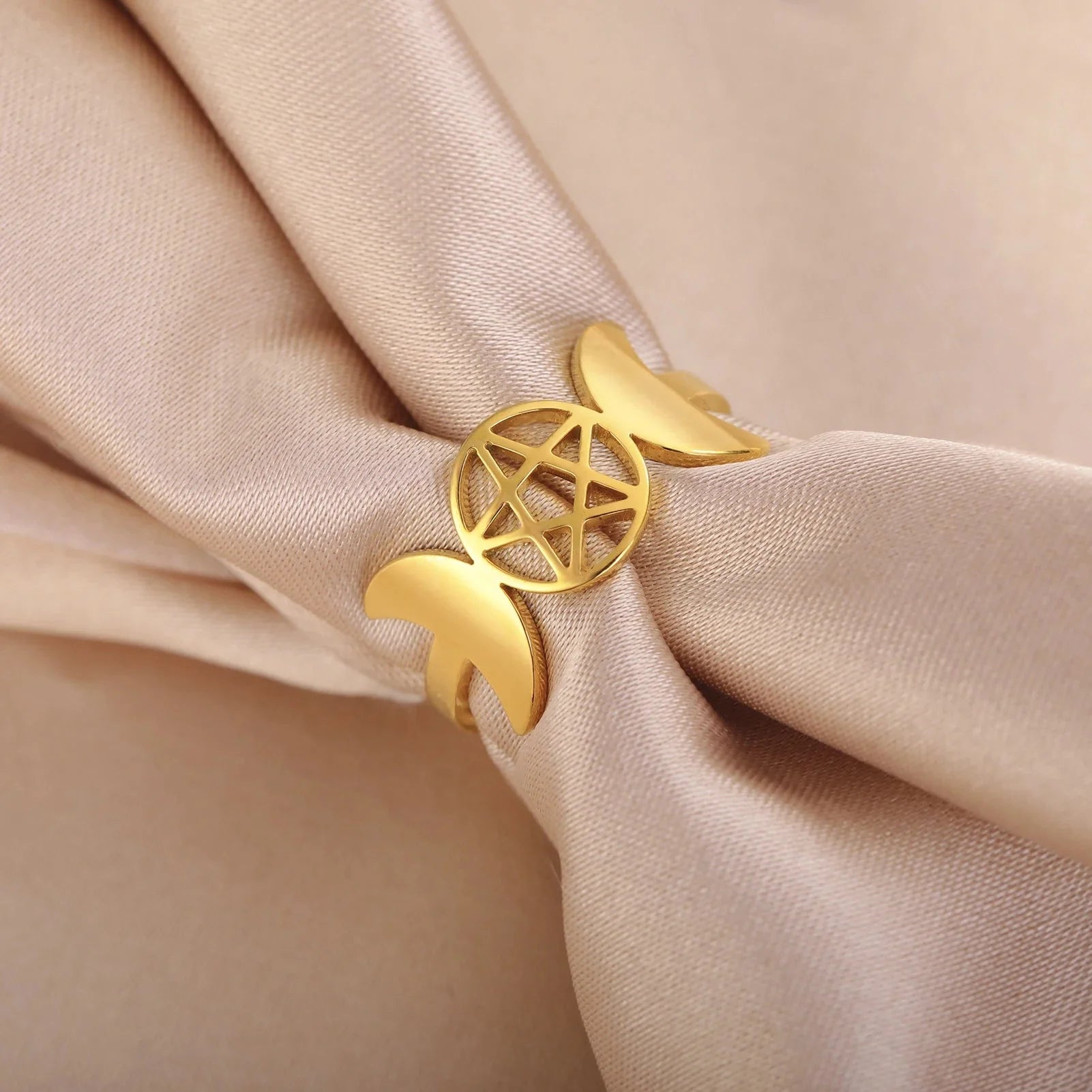 Thin Triple Moon Witchcraft Wiccan Ring for Women gold A