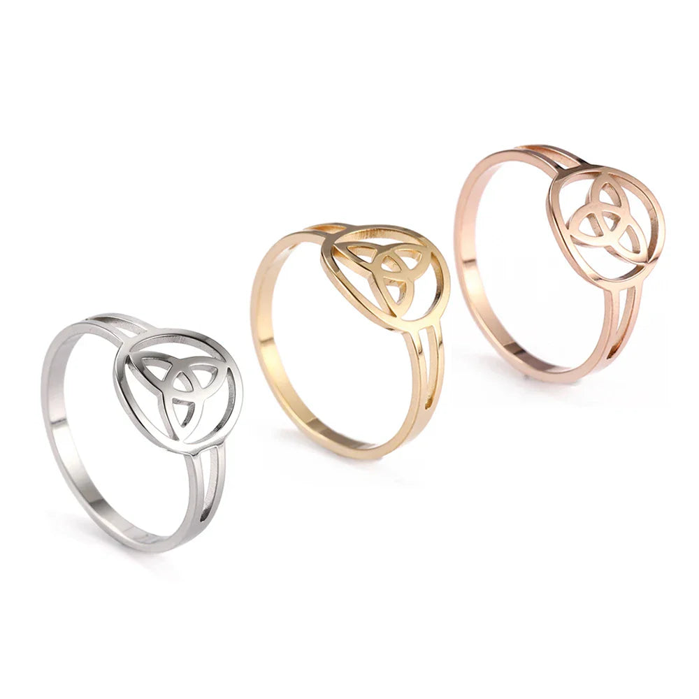 Triquetra Irish Trinity Knot Ring Gold