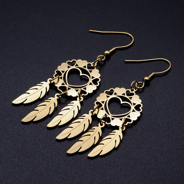 Dream Catcher Heart Earrings gold