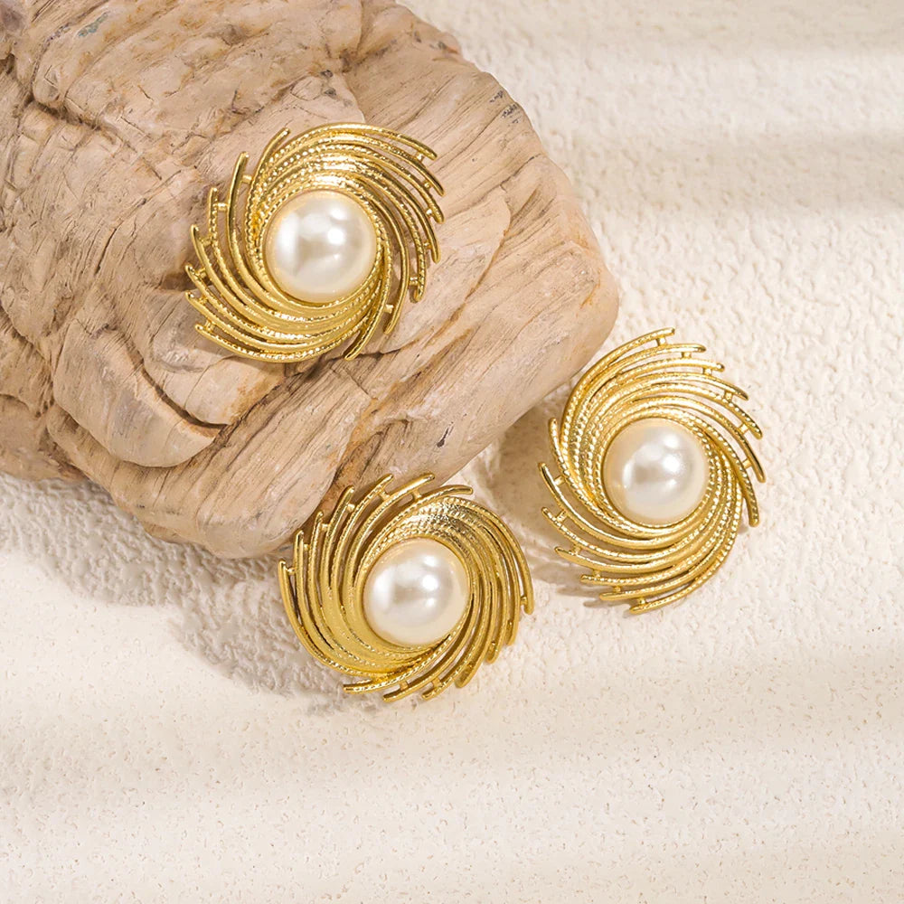 Stylish Stud Earrings with Pearl
