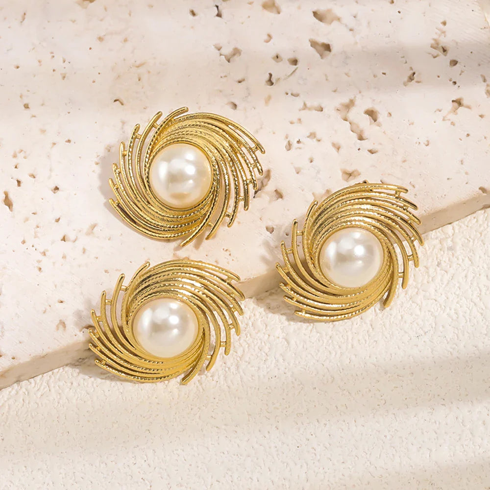 Stylish Stud Earrings with Pearl